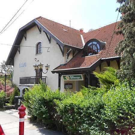 Peregrino Panzio Bed & Breakfast Budaörs Exterior foto