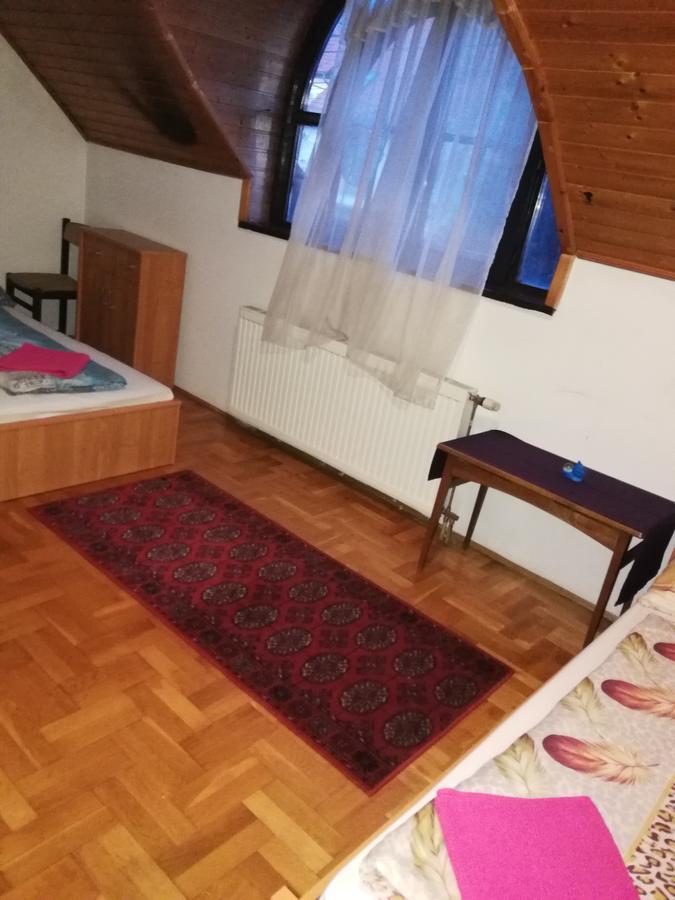 Peregrino Panzio Bed & Breakfast Budaörs Exterior foto